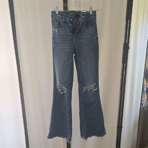 American Eagle Outfitters Women's Flare Jeans in Blue